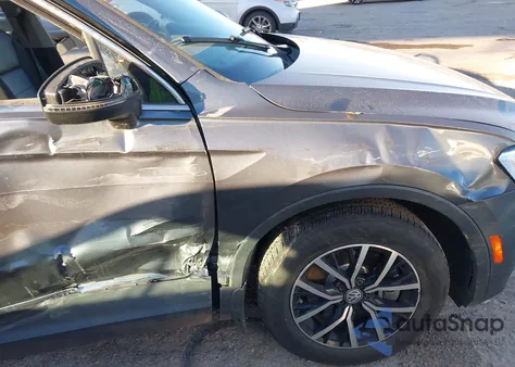 2021 Volkswagen Tiguan 2.0T Se/2.0T Se R-Line Black/2.0T Sel from USA, damaged, VIN 3VV3B7AX5MM090214